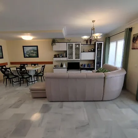 Apartment Aljamar 3b *